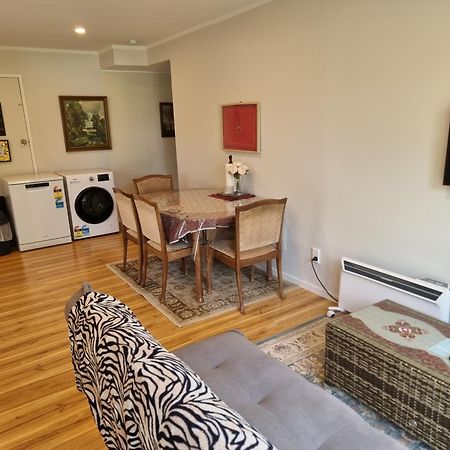 Entire Ground Floor With Full-Privacy And Family-Friendly Popular To Ferry Catchers 웰링턴 외부 사진